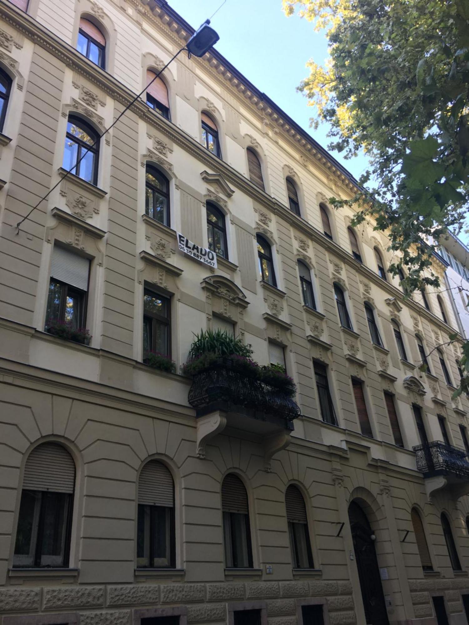 Vinitus Budapest Centro Exteriör bild